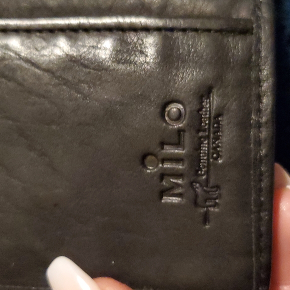 MILO Canadian leather black wallet - Picture 10 of 11
